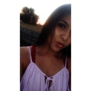 Meet your Posher, Nadia